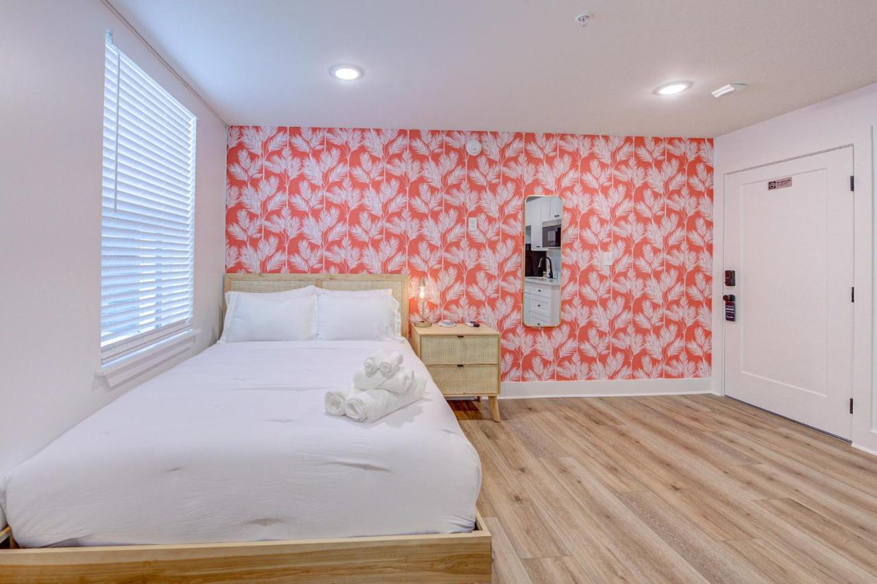 Let'S Surf Studio Apartment Галвестън Екстериор снимка